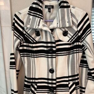 A. Byer Women's Monochrome Striped Coat